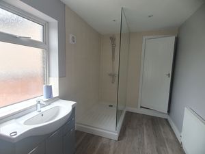 Photo 7- click for photo gallery